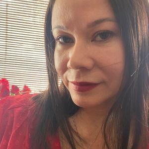 Meet your Posher, Janeira